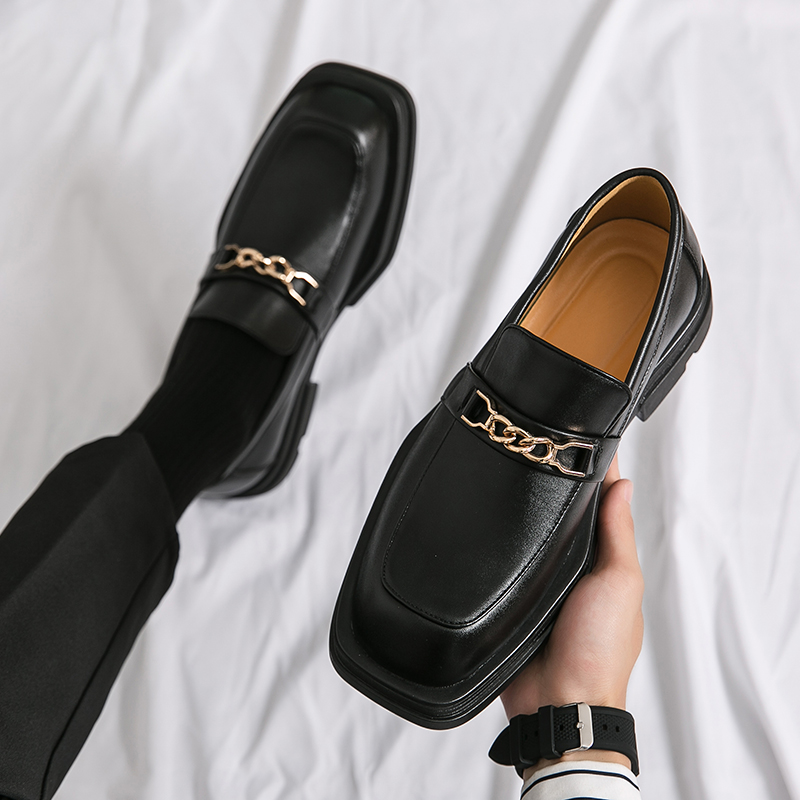 Erkek lüks beyaz loafer ayakka - Men Shoes Prada incelemesi ve fiyatı